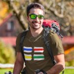 Férfi túrapóló - túrajelzések